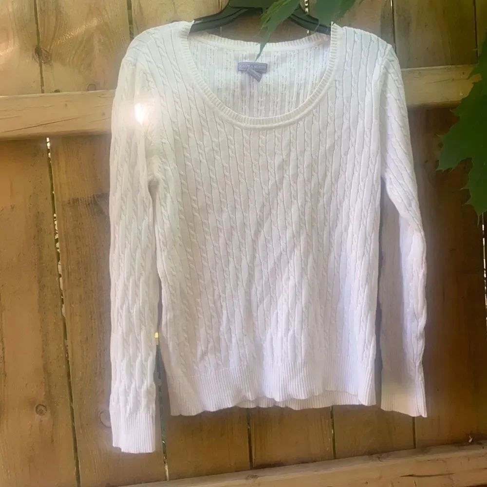 Laura Scott cable knit sweater sz. L